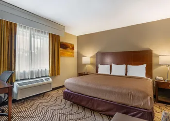 Best Western John Muir Inn hotel thumbnail 7