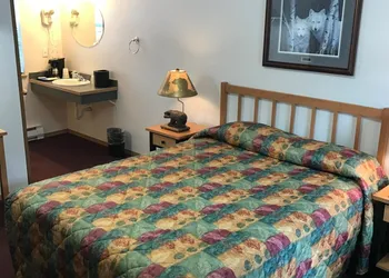 Harborview Inn hotel thumbnail 7