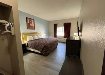 Coratel Inn and Suites by Jasper Wesley Hospital hotel thumbnail 3