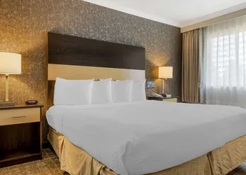 Best Western Los Angeles Worldport Hotel hotel thumbnail 8