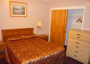 Nice Inn Yuba City hotel thumbnail 2