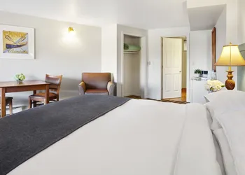 Ocean Gate Inn hotel thumbnail 7