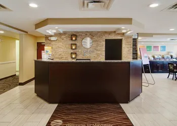 Comfort Inn Mount Airy hotel thumbnail 2