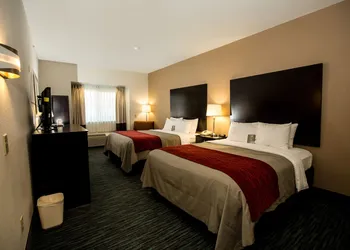 Comfort Inn Mount Airy hotel thumbnail 6