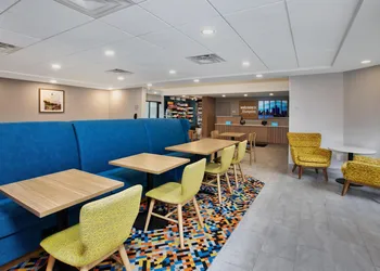 Hampton Inn Hotel Detroit/Belleville-Airport Area hotel thumbnail 2