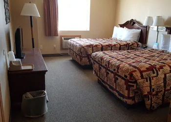 Knights Inn Grand Forks hotel thumbnail 5