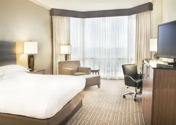 Hilton Charlotte University Place hotel thumbnail 3