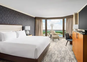 Hilton Charlotte University Place hotel thumbnail 6