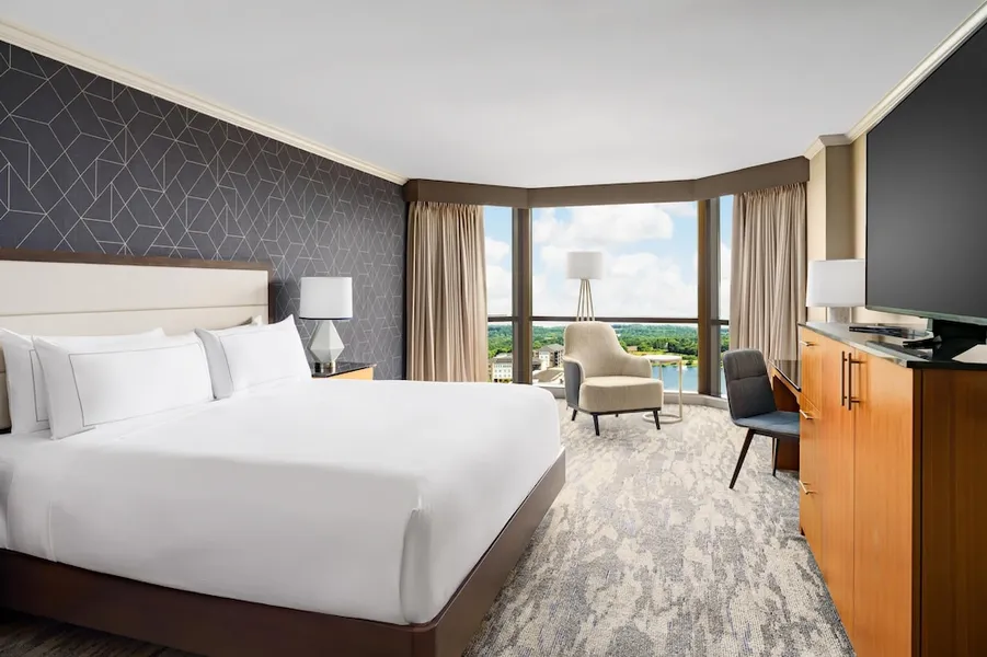 Hilton Charlotte University Place hotel detail image 6