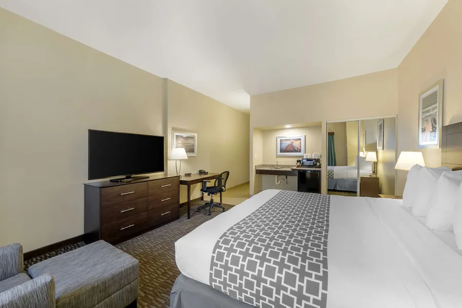 Best Western Naples Plaza Hotel hotel detail image 6