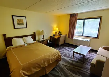 Boarders Inn & Suites by Cobblestone Hotels - Ripon hotel thumbnail 8