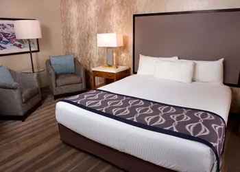 California Hotel and Casino hotel thumbnail 7