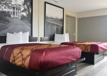 Super 8 by Wyndham Biloxi at the Beach hotel thumbnail 8