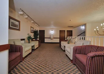 Red Lion Inn & Suites Auburn hotel thumbnail 8