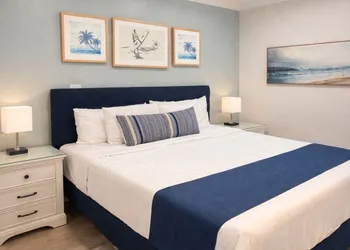 Coronado Inn hotel thumbnail 4