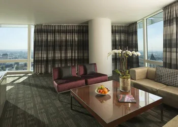 Loews Hollywood Hotel hotel thumbnail 8