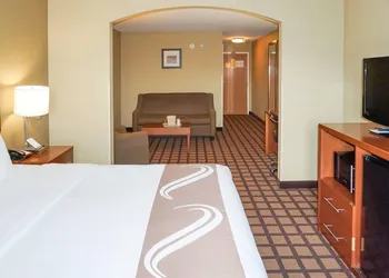 Quality Inn & Suites Georgetown - Seaford hotel thumbnail 8