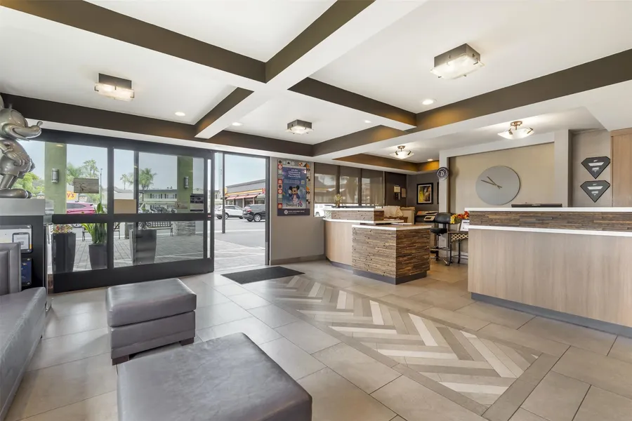 Best Western Plus Pavilions hotel detail image 2