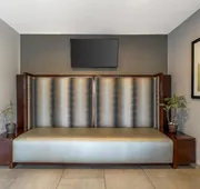 Best Western Plus Pavilions hotel detail image 4