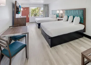 Blu Atlantic Oceanfront Hotel & Suites hotel thumbnail 7