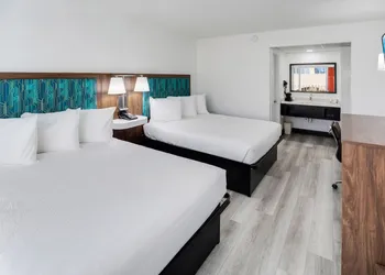 Blu Atlantic Oceanfront Hotel & Suites hotel thumbnail 8