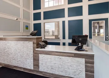 SureStay Hotel by Best Western Olathe hotel thumbnail 3
