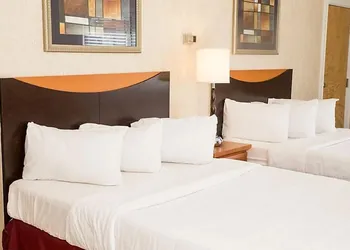 Cedar Park Whirlpool Suites hotel thumbnail 8