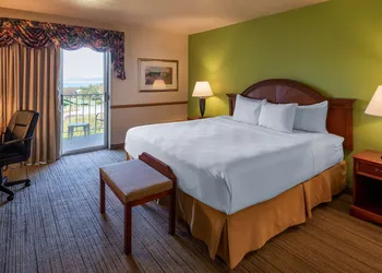 Apple Tree Inn, SureStay Collection by Best Western hotel thumbnail 4