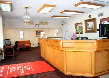 Red Carpet Inn hotel thumbnail 3