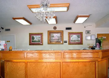 Red Carpet Inn hotel thumbnail 5