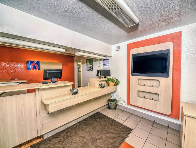 Motel 6 – Colorado Springs, CO – South/Metro Area hotel detail image 2