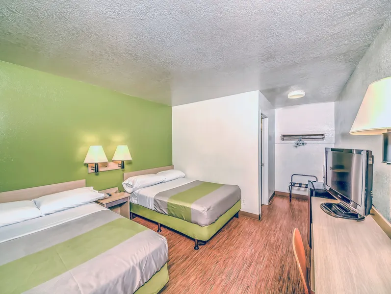 Motel 6 – Colorado Springs, CO – South/Metro Area hotel detail image 6