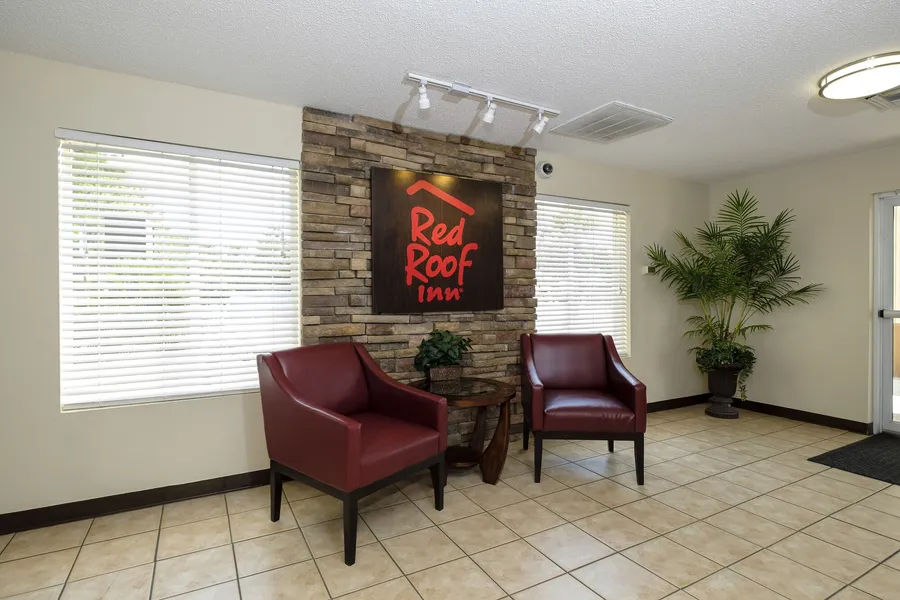 Red Roof Inn Defuniak Springs hotel detail image 2