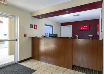 Red Roof Inn Defuniak Springs hotel thumbnail 4