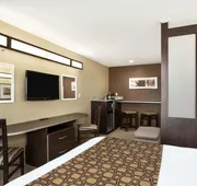 Microtel Inn & Suites by Wyndham Cambridge hotel detail image 4