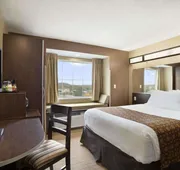 Microtel Inn & Suites by Wyndham Cambridge hotel detail image 7