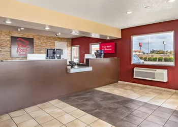 Red Roof Inn Phoenix - Midtown hotel thumbnail 4