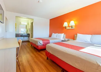 Motel 6 Phoenix, AZ - Airport - 24th Street hotel thumbnail 6