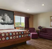 Super 8 by Wyndham Taylor/Detroit Area hotel detail image 7