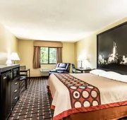 Super 8 by Wyndham League City/Kemah Area hotel detail image 7