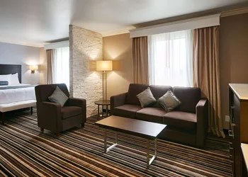 Best Western Plus Diamond Valley Inn hotel thumbnail 6