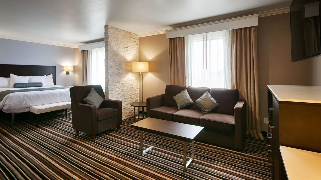 Best Western Plus Diamond Valley Inn hotel detail image 6