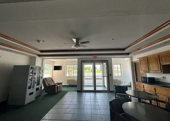 Highland Inn Peculiar hotel thumbnail 2