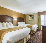 Quality Inn & Suites Arden Hills - Saint Paul North hotel detail image 5