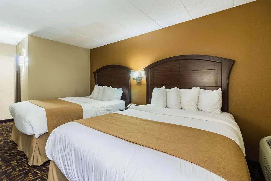 Quality Inn & Suites Arden Hills - Saint Paul North hotel detail image 6