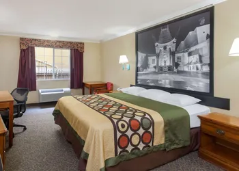 Super 8 by Wyndham Los Angeles Downtown hotel thumbnail 7