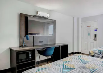Motel 6 Atlanta, GA - Midtown hotel thumbnail 5