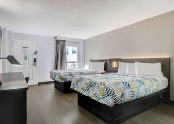 Motel 6 Atlanta, GA - Midtown hotel thumbnail 8