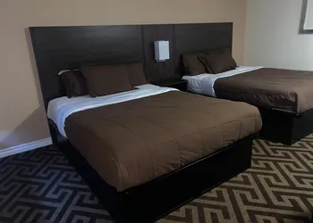 Falls Lodge by the Falls hotel thumbnail 7