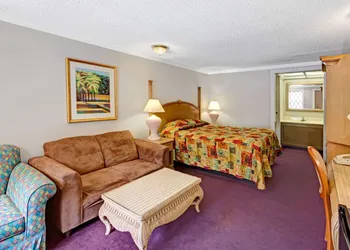 Knights Inn Austell hotel thumbnail 8